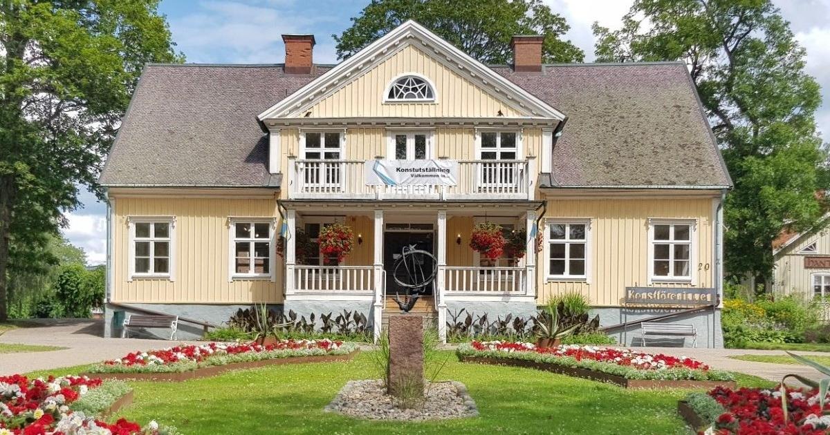 Konstföreningens Hus i Apoteksparken i Vetlanda.